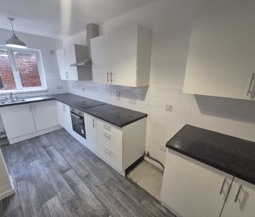 96 Gainsborough Drive, Belfast, BT15 3EL - Photo 4