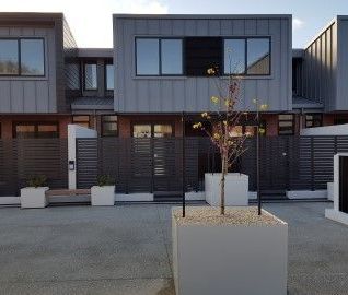 Secure home with a great view - Photo 1