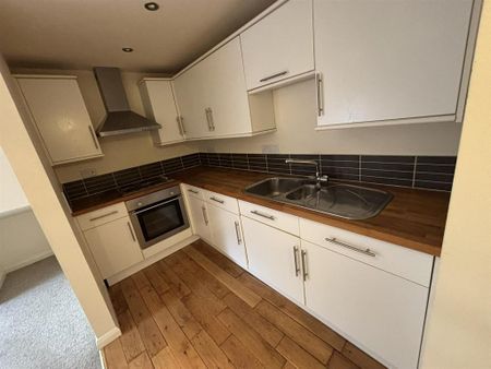 1 bedroom end of terrace house to rent - Photo 2