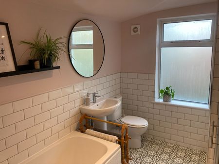 2 Bed Terraced House, Gloucester Street, BS5 - Photo 4