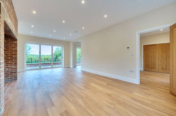 6 bedroom house to rent - Photo 1