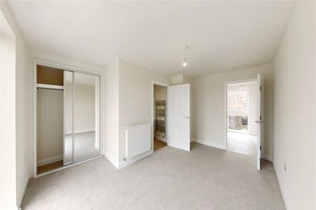 2 bedroom apartment to rent - Photo 3