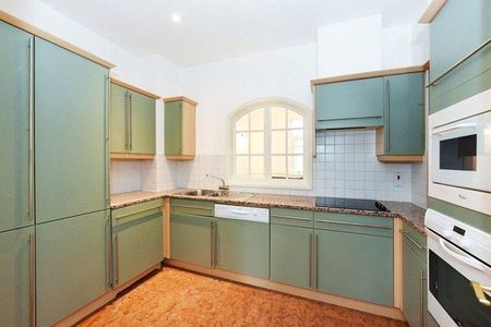 3 bedroom apartment to rent - Photo 2