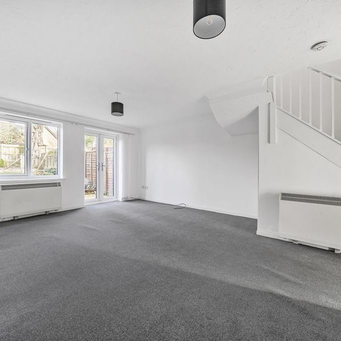 2 bedroom terraced house to rent - Photo 1