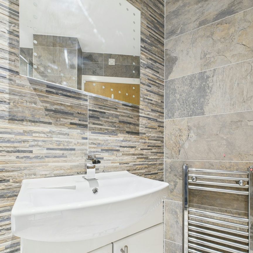 Studio flat to rent on - Photo 1