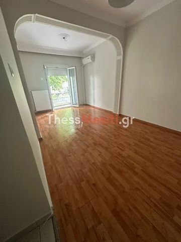 Διαμέρισμα για ενοικίαση Παπάφη - Άγιος Φανούριος (Τούμπα) - Photo 3