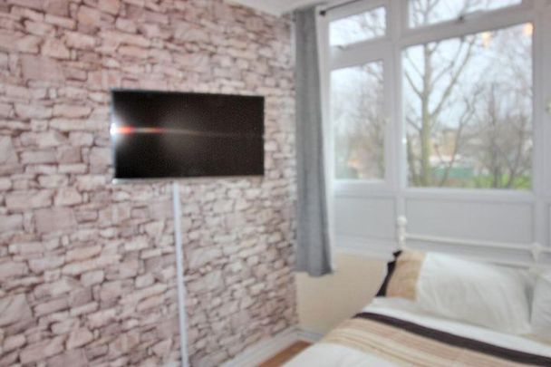 4 bedroom maisonette to rent - Photo 1