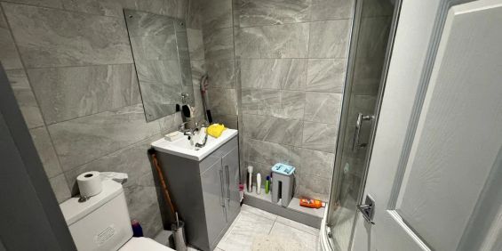 Headlands Road, PONTEFRACT - Photo 3