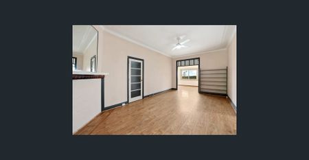 Bright and Spacious Duplex - Photo 3