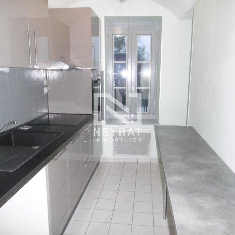 Location Appartement 3 pièces 51m² PARAY LE MONIAL 71600 - Photo 1