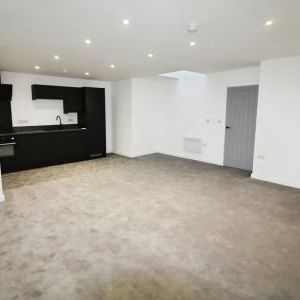 Tower Ramparts, Ipswich, IP1 - Photo 1