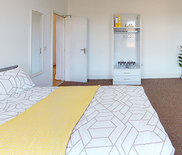 6 bedroom house to rent - Photo 2