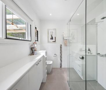 Rare Period Beauty in Beautiful 622sqm Grounds approx. - Photo 5