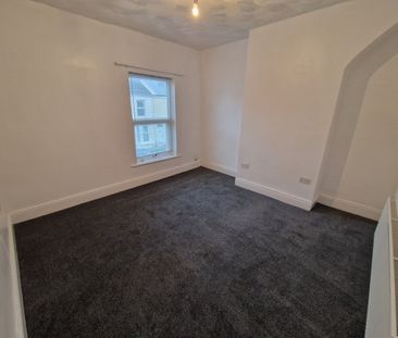 2 Bed Terraced House, Bartlett Street, L15 - Photo 4