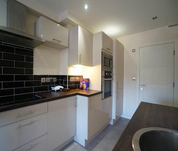 Apartment 5 (Mor Glas), 121 High Street - Photo 3