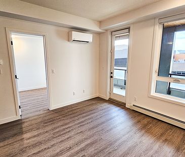 Brand New 2 Bed Condo For Rent In University District. - Photo 4