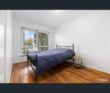 Central Convenience with a Private Lifestyle - Photo 4