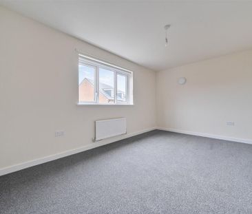 3 bedroom end of terrace house to rent - Photo 6