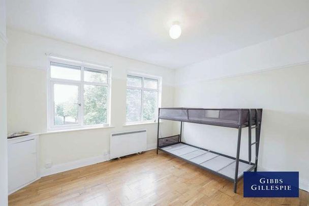 Fulmer Corner, Oxford Road, Gerrards Cross, SL9 - Photo 1