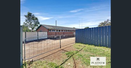 Comfortable & Convenient: 3-Bedroom Home with Modern Upgrades - Photo 5