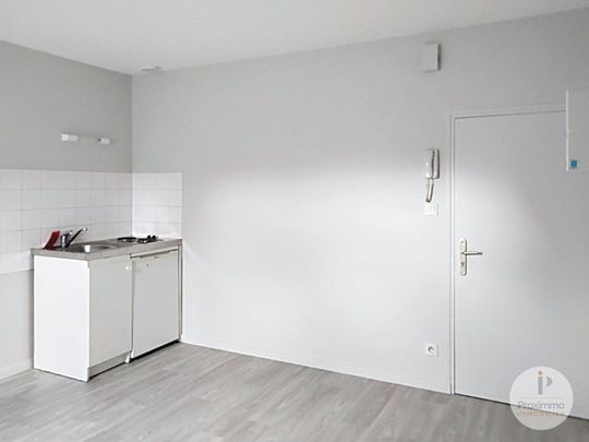 Location Appartement 1 pièce 19m² - Photo 1