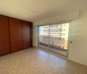 Location Appartement 4 pièces 112m² - Photo 6