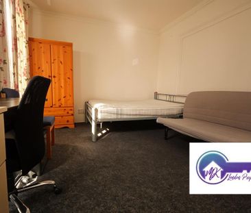 1 Bedroom Room in Flat Share To Rent - Photo 4
