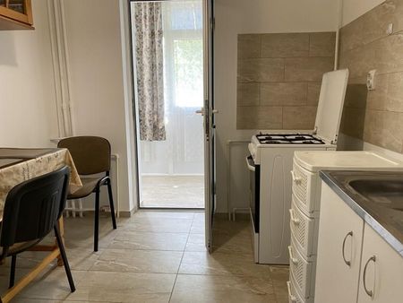 Inchiriere apartament 2 camere decomandat, mobilat, etaj 1/4, Cornitoiu, zona Liceul Energetic - Photo 3