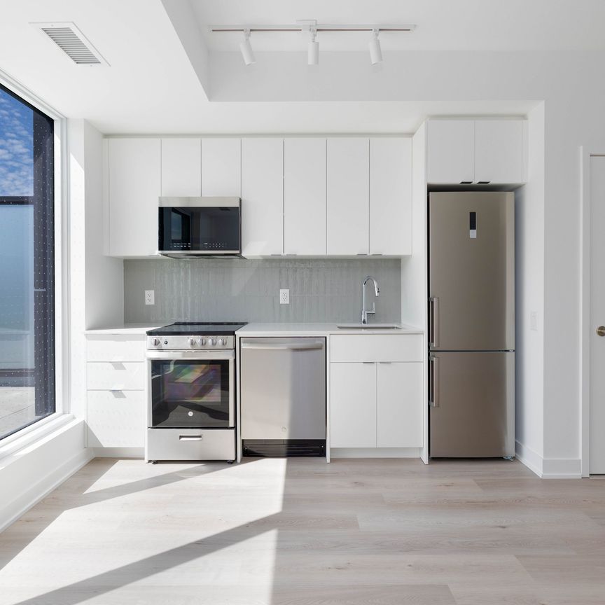 For Lease - 1660 Bloor Street Unit# 506, Toronto, Ontario - Photo 1