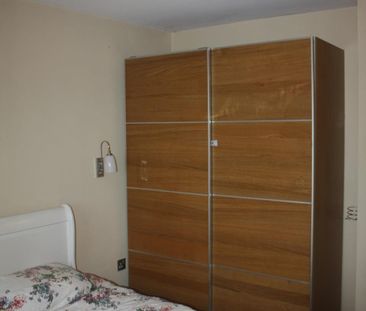 2 Bed Flat, Ringwood Gardens, E14 - Photo 2