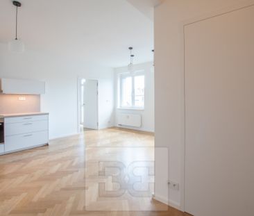 Apartment for rent, 3+kk - 2 bedrooms, 70m - Photo 2