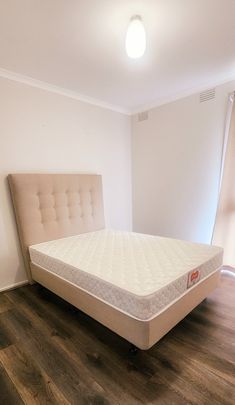 Doncaster East - Photo 1