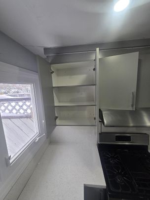 For Lease - 21 Moore Street Unit# Upper, Brampton, Ontario - Photo 1