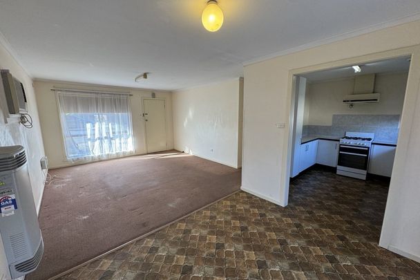 TWO BEDROOM UNIT! - Photo 1