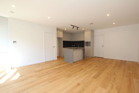67 Beechworth Street, Watson ACT 2602 - Townhouse For Rent | Domain - Photo 5