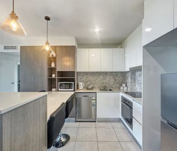 Fully Furnished Modern Lakeside Living in the Heart of Birtinya! - Photo 6