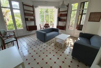 Ronda de Sant Antoni, Barcelona, Catalonia 08001