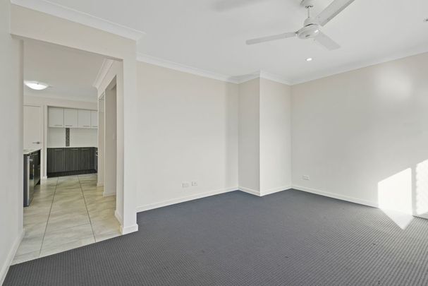 MODERN HOME WITH MEDIA ROOM IN QUIET CUL-DE-SAC - Photo 1