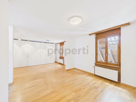 Modern 3.5-room apartment with spacious floor plan and sunny outdoor area in Utzigen - Foto 3