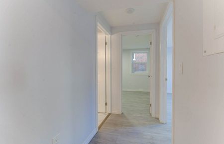 For Lease - 361 Beechdrops Drive, Waterloo, Ontario - Photo 4