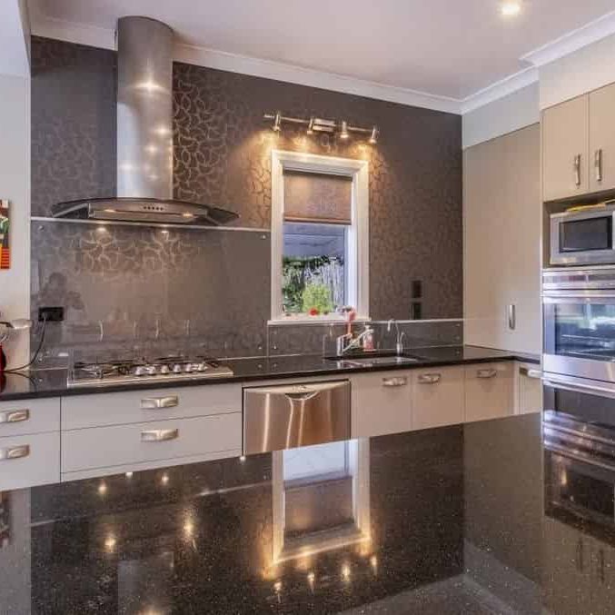 4 Bedroom Lifestyle in Waipawa - Photo 1