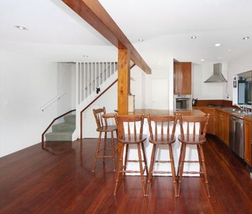 Beautiful sunny and private home! - Photo 5