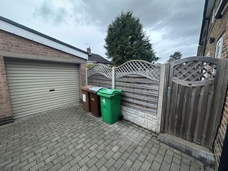 3 bedroom terraced house to rent - Photo 5