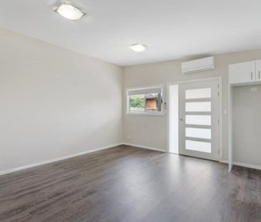 Near new 2 Bedroom Granny Flat! - Photo 1