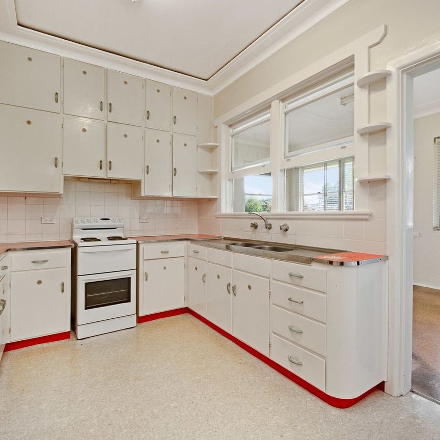 PRESTIGE ACREAGE LIVING - Photo 1