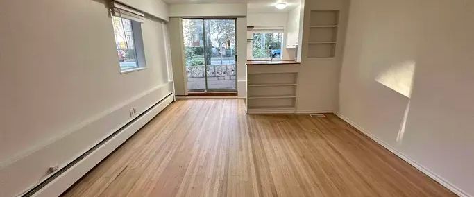 (DPMonline.ca) The Pinecone Building in Fairview! Lovely Studio! | 1636 West 10th Avenue, Vancouver - Photo 1