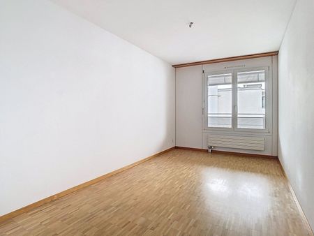 MAGNIFIQUE 4.5 PIECES DANS LE QUARTIER DE BEAUREGARD - Photo 3