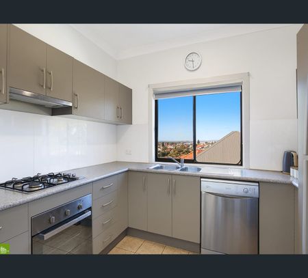 19 Lake Heights Road, Lake Heights, NSW 2502 - Photo 2