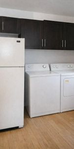 4 1/2 situé à Ste-Foy, A/C, Internet, stationnement - Photo 3