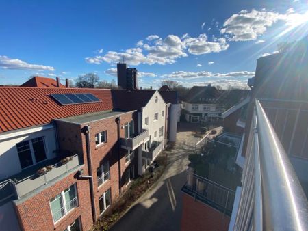 Moderne Dachgeschosswohnung mit großer Dachterrasse im Herzen von Westerstede! - Foto 4